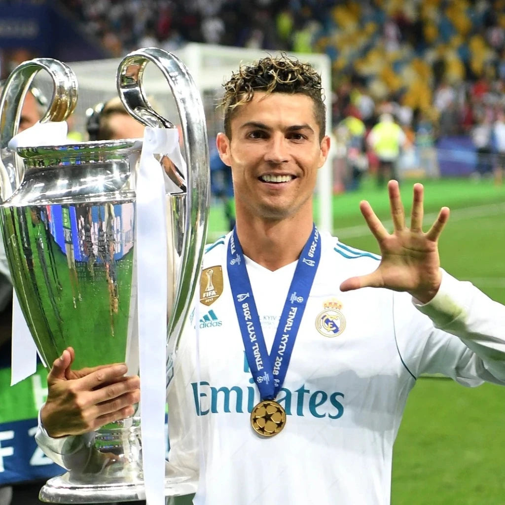 Real Madrid 2017/18 Local Manga Corta