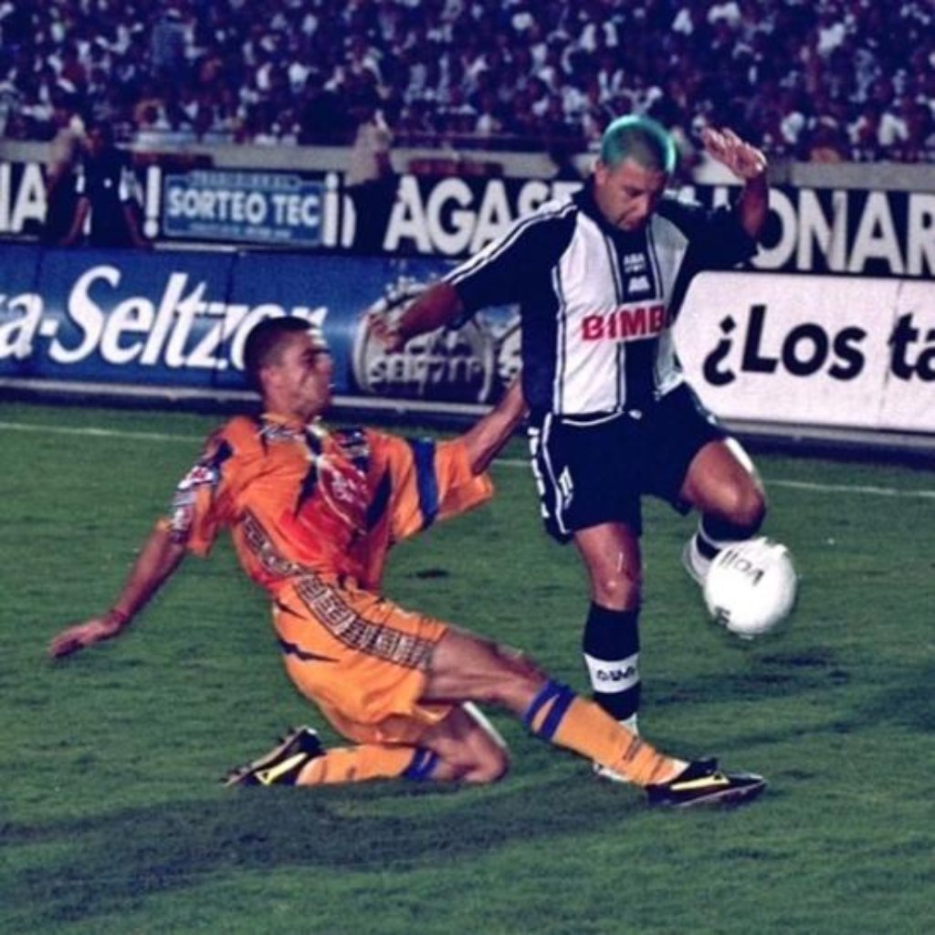 Monterrey 1998/99 Local