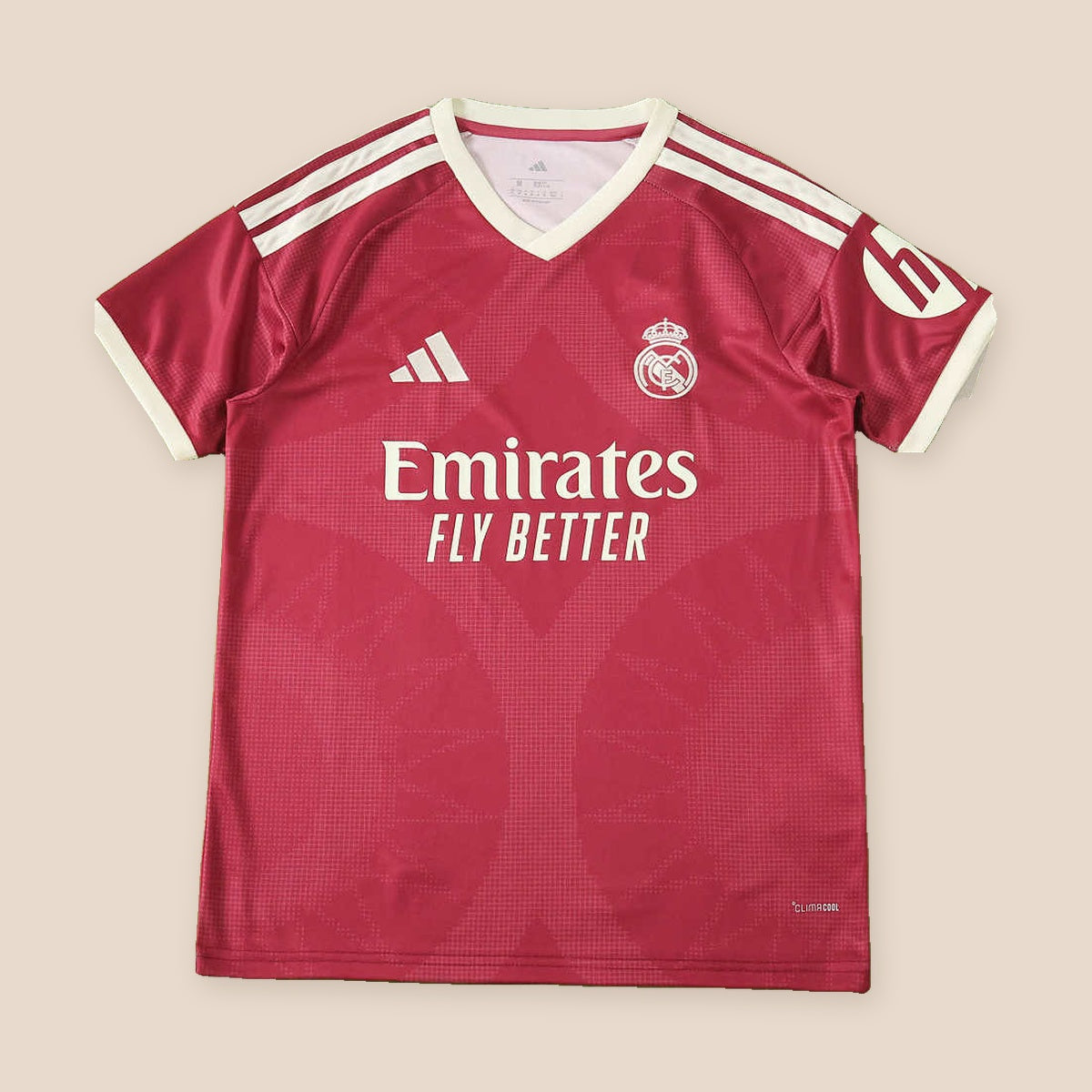 Real Madrid 2026/27 Tercera, vista frontal