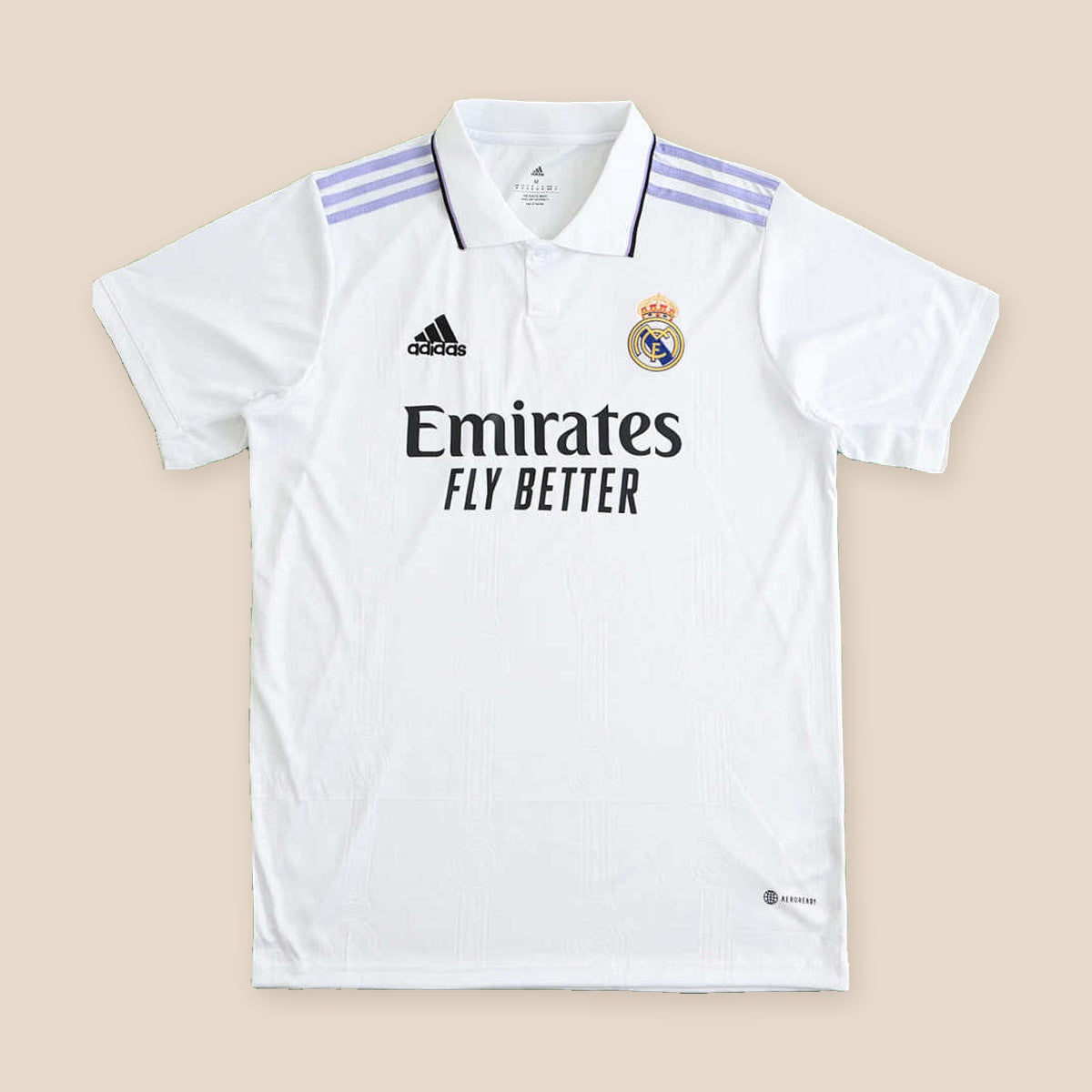 Real Madrid 2022/23 Local, vista frontal