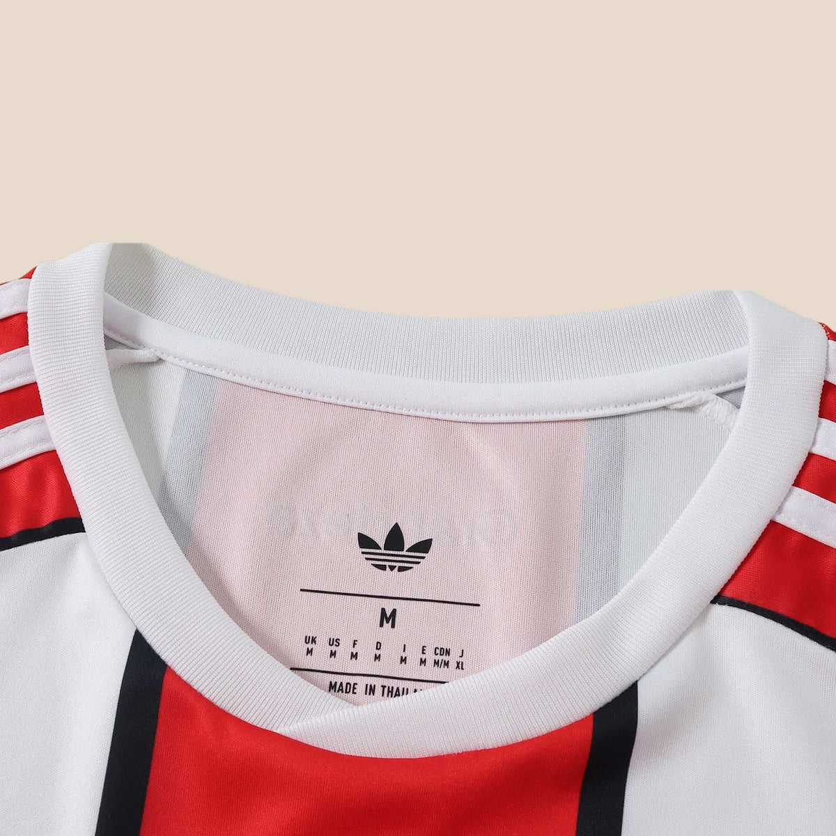 River Plate 2026/27 Visitante, detalle