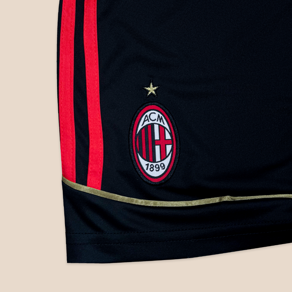 AC Milan 2006/07 Local para Niños