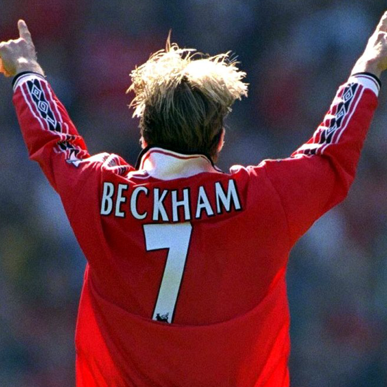 Manchester United 1998/99 Local Manga Corta