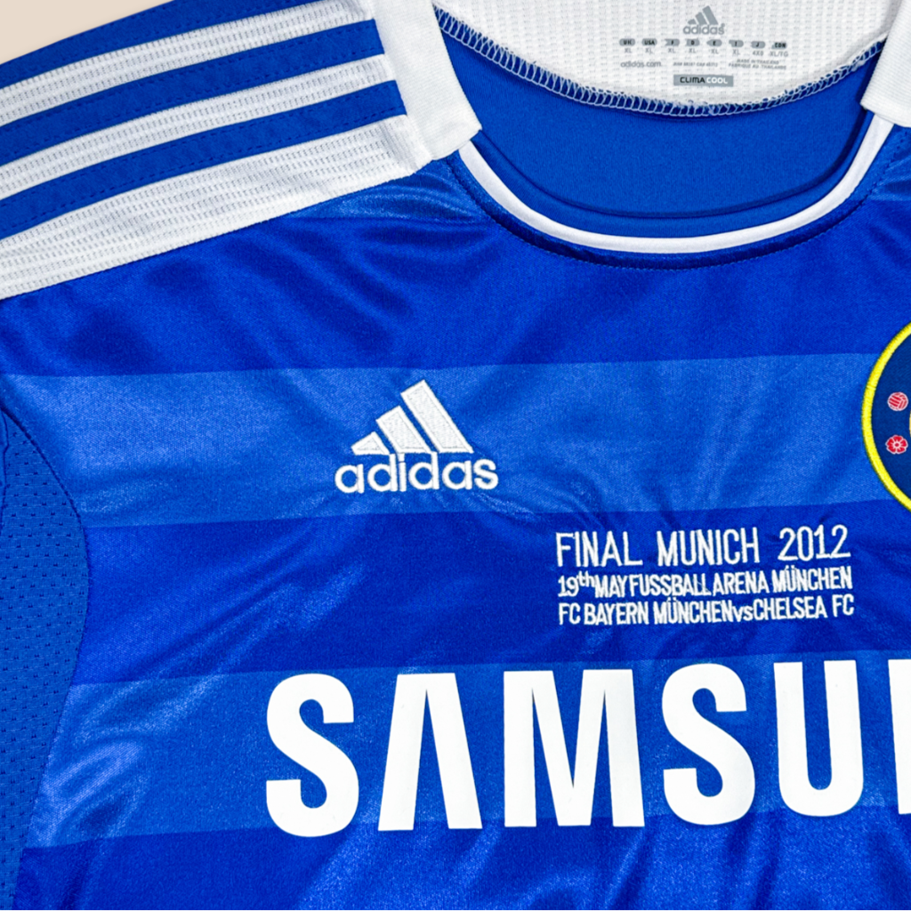Chelsea 2011/12 Local Manga Larga