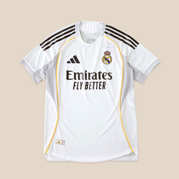 Real Madrid 2025/26 Local Versión Jugador