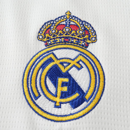 Real Madrid 2026/27 Local