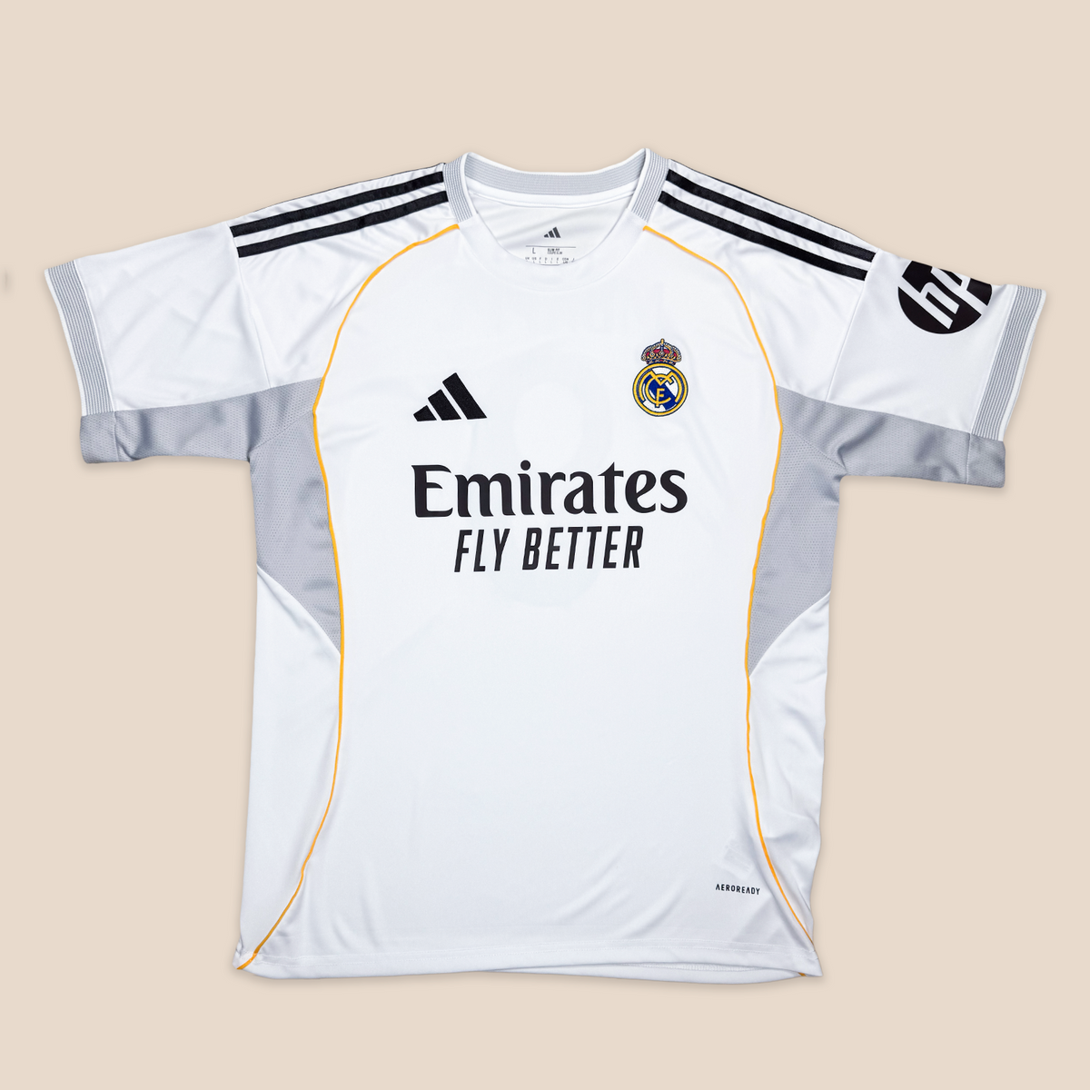 Real Madrid 2025/26 Local