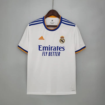 Real Madrid 2021/22 Local