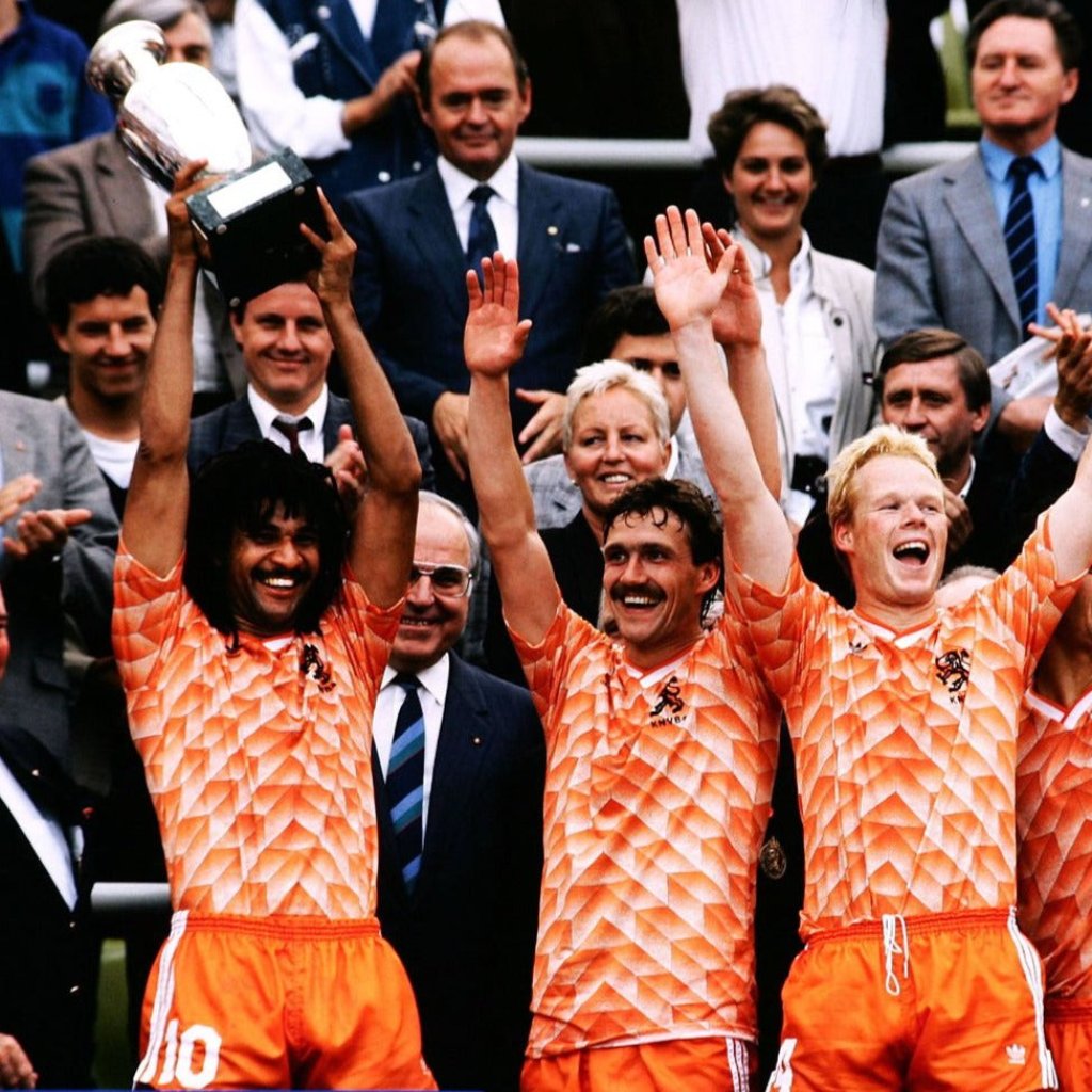Holanda 1988 Local
