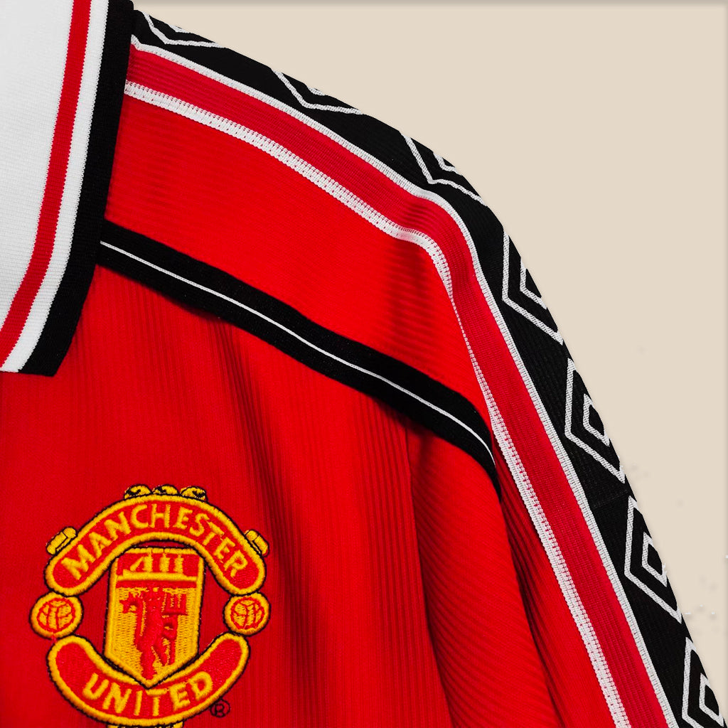 Manchester United 1998/99 Local Manga Corta